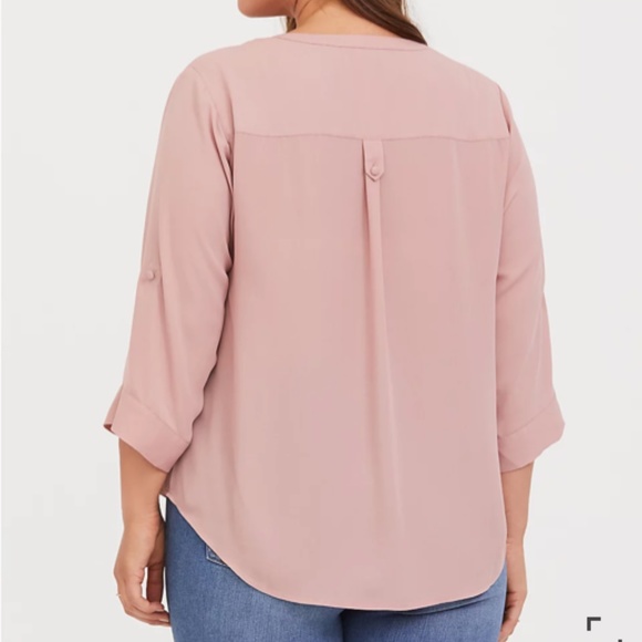 HARPER - DUSTY PINK GEORGETTE PULLOVER BLOUSE - Picture 2 of 5